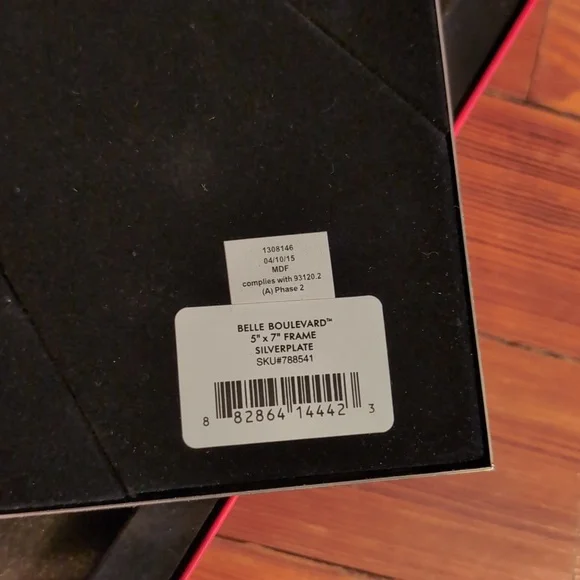 Kate Spade Picture Frame - Picture 4 of 8